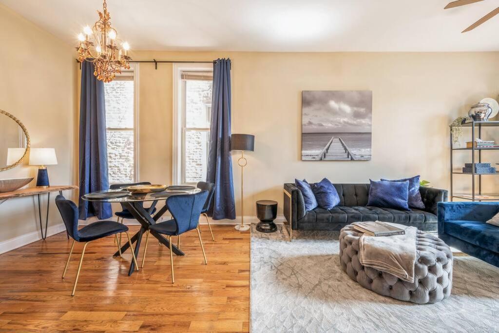 Lovely 2 Bed 3 Miles From Dt W Free Parking Chicago Exteriör bild